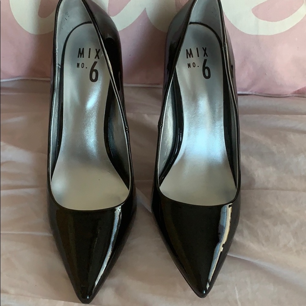 Women’s patent leather heels 8.5